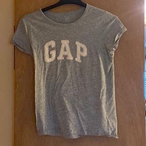 Gray gap tee